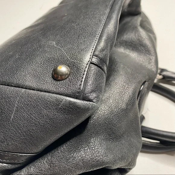 Chanel Timeless vintage satchel - Picture 8 of 16